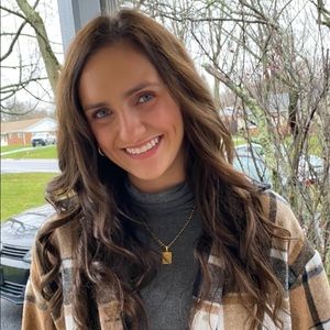 Meet your Posher, Grace